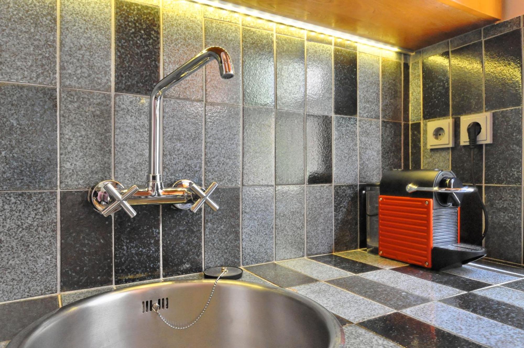 Hidesign Athens Tube Luxury Apt In Kolonaki Buitenkant foto